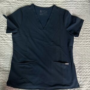 Figs Casma 3 pocket scrub top. Dark harbor